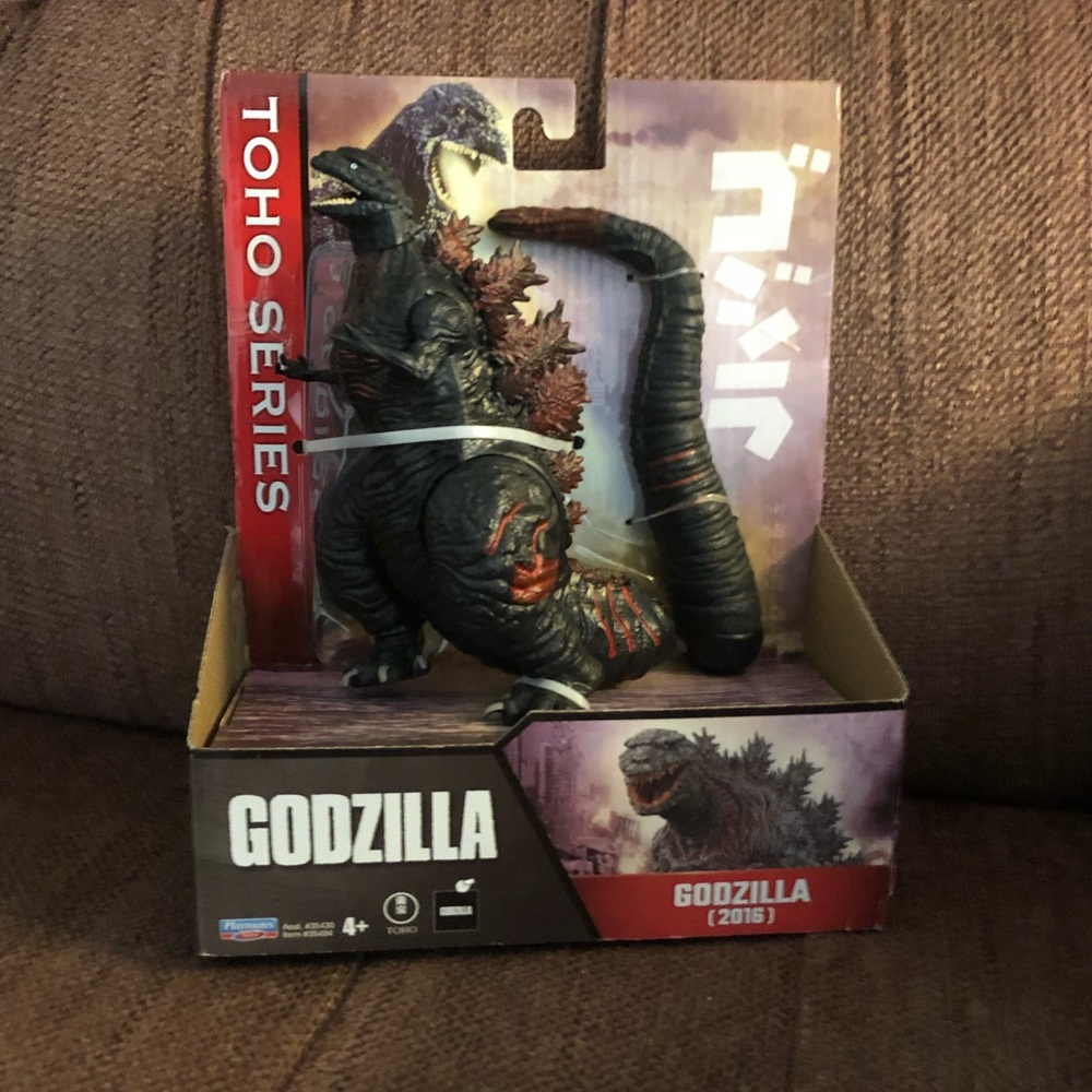 🎃Toho Series 2016 Godzilla Action Figure- 529 $40 or $35w/offer